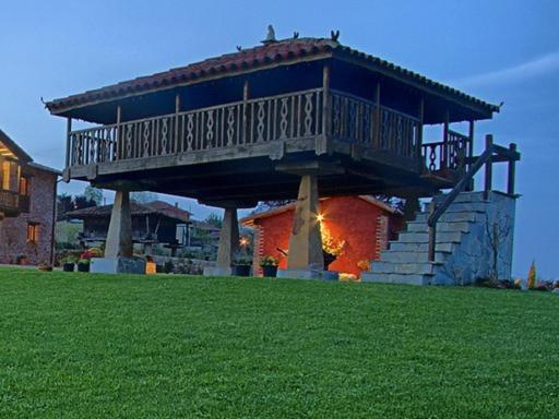 Apartamentos Rurales El Mirador De Касанес Экстерьер фото